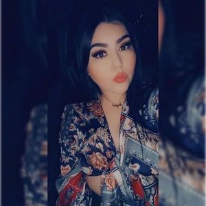 Meet your Posher, Angeles